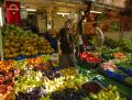 Une vendeuse de légumes à AYVALIC