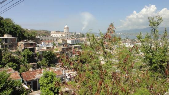 Vue des hauteurs de Santiago